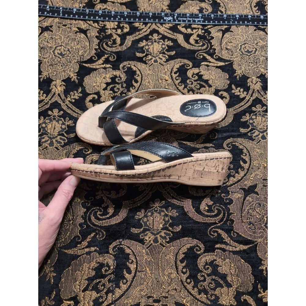 BOC Born Concepts Sandals Womens Size 7 M/W Black Leather Thong Cork Wedge